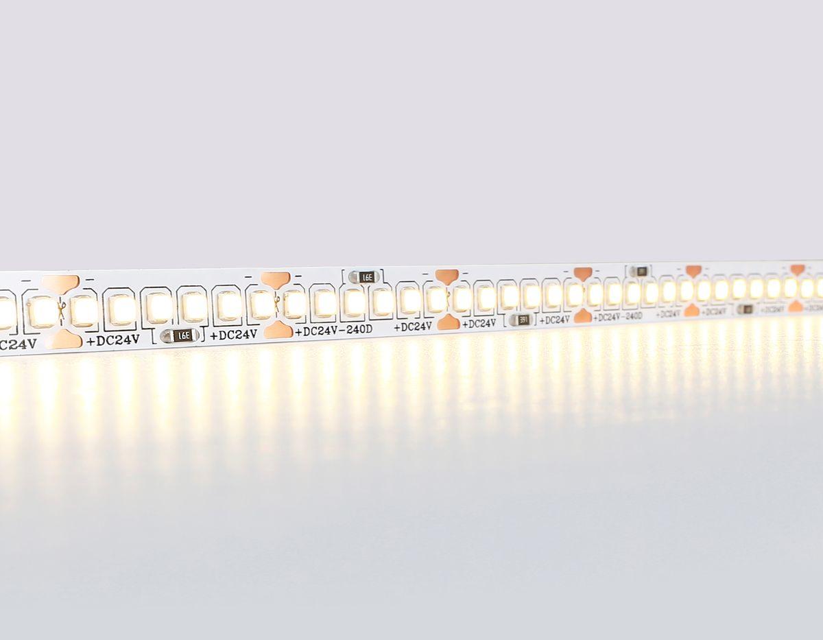 фото светодиодная лента теплый белый ambrella light 18w/m 240led/m 2835smd 3000к 5m gs3301 | 220svet.ru