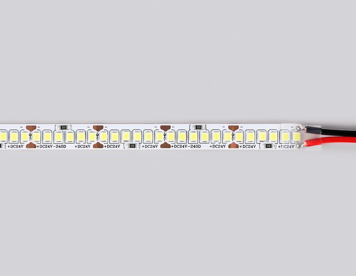 фото светодиодная лента холодный белый ambrella light 20w/m 240led/m 2835smd 6500к 5m gs3403 | 220svet.ru