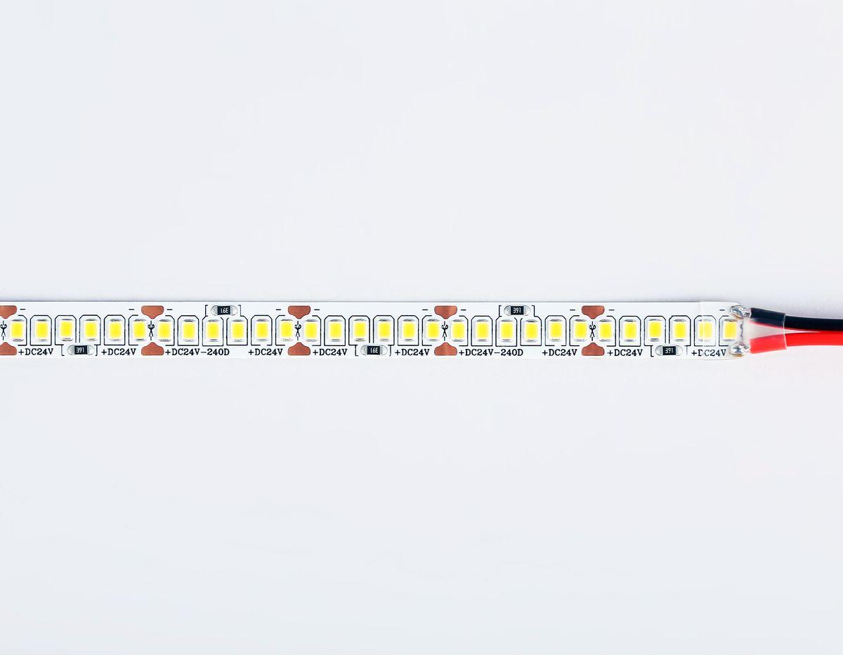 фото светодиодная лента холодный белый ambrella light 18w/m 240led/m 2835smd 6500к 5m gs3303 | 220svet.ru